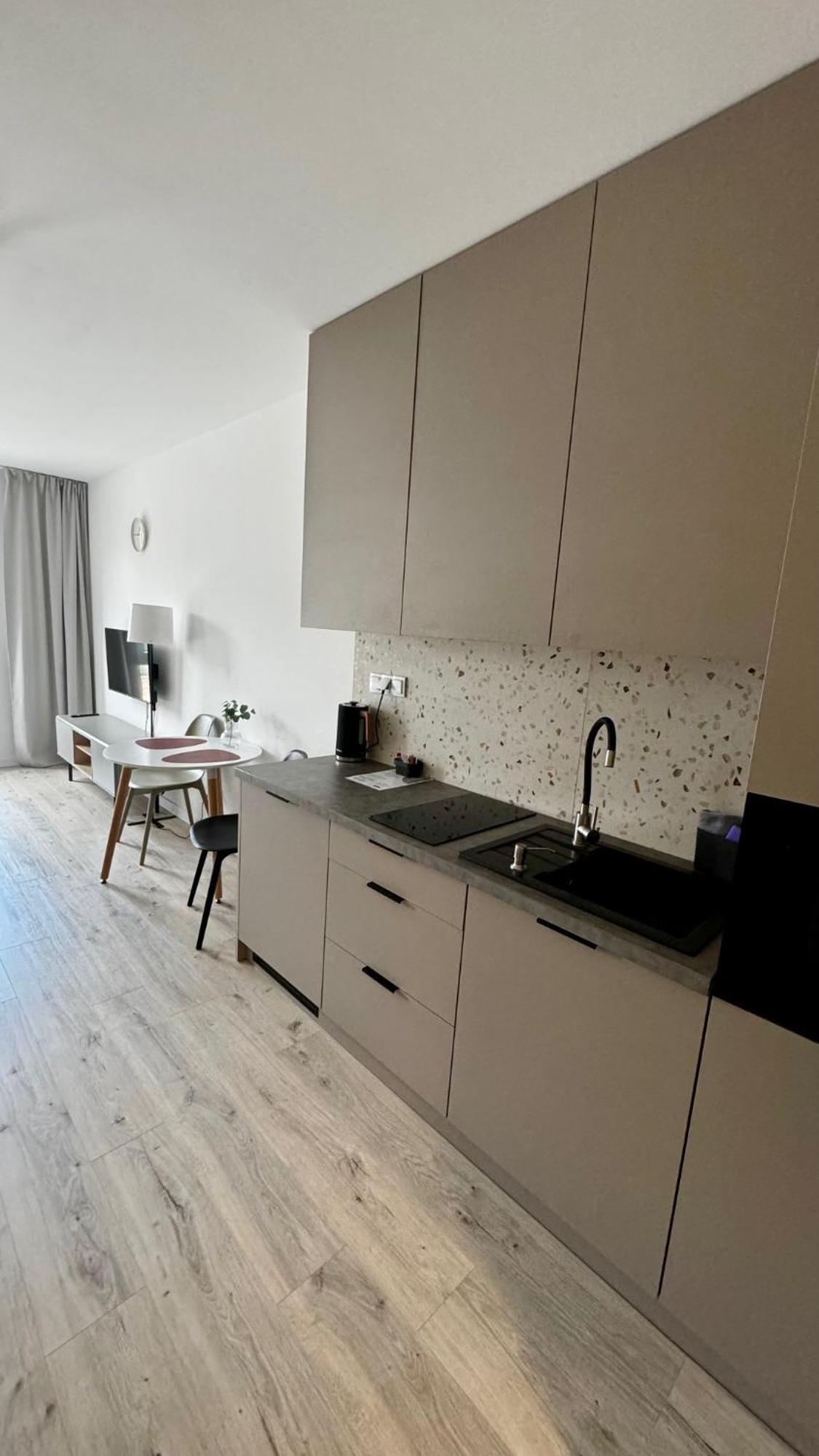 Platon Apartment