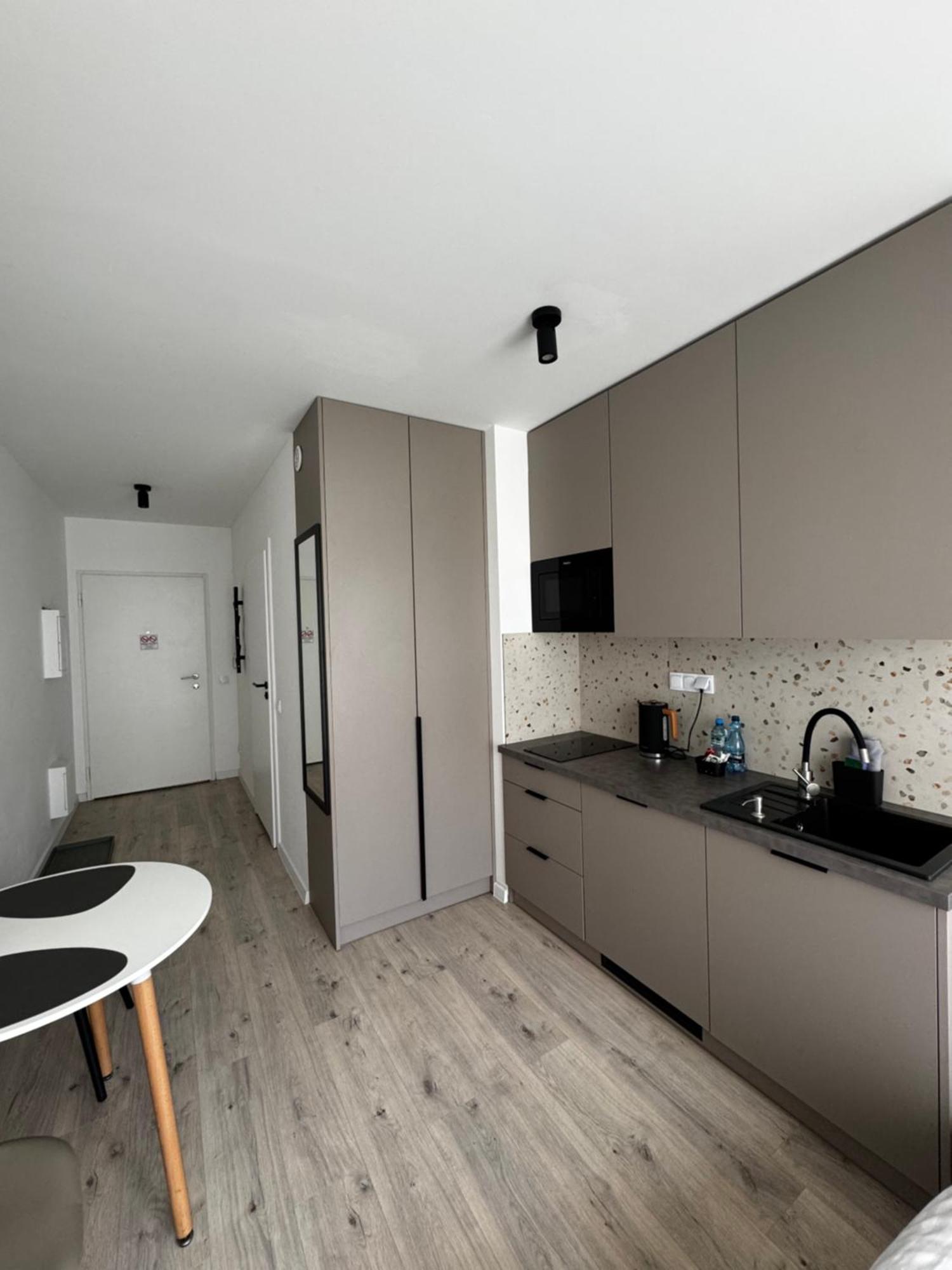 Platon Apartment *