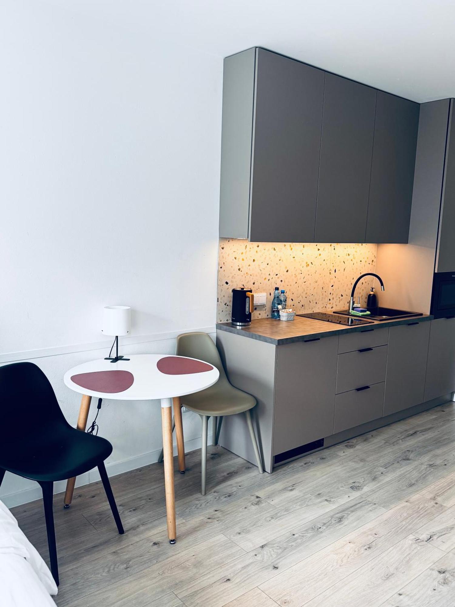 Platon Apartment *
