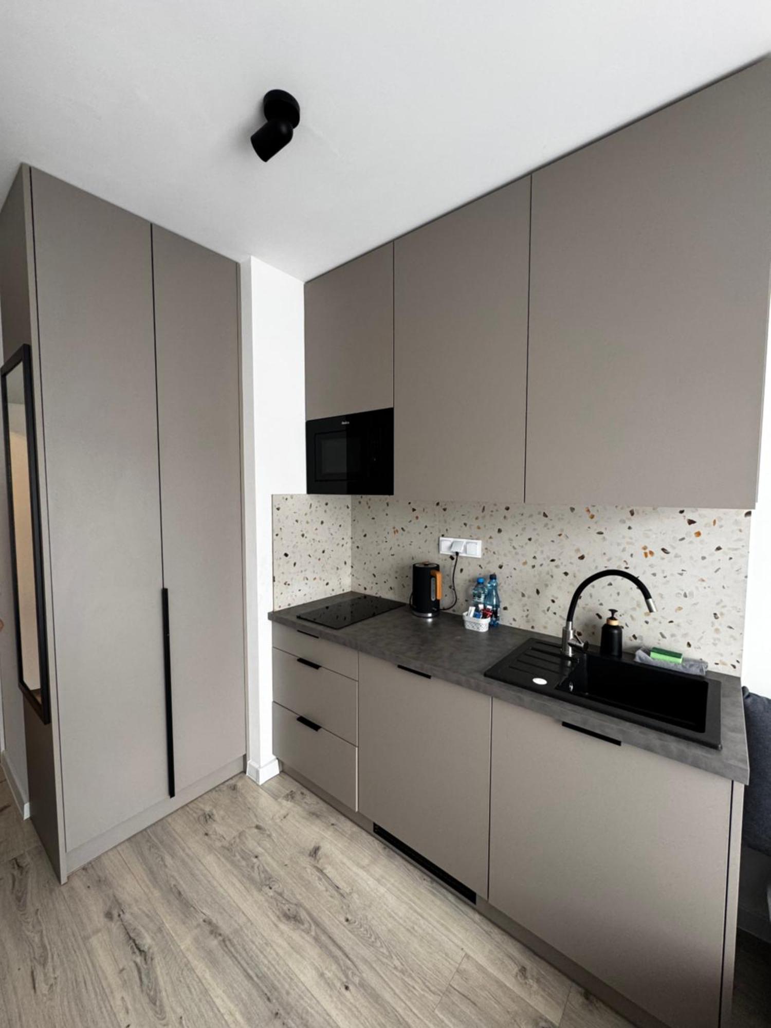 Platon Apartment *